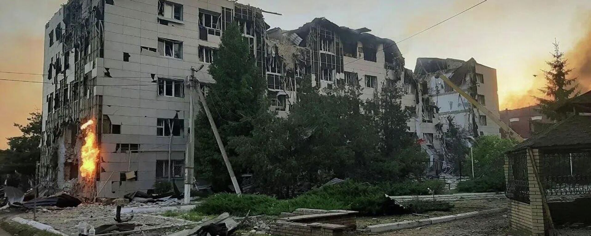 Учебный корпус и общежитие Старобельского колледжа в ЛНР попало под удар дронов-камикадзе ВСУ - Sputnik Абхазия, 1920, 22.05.2026