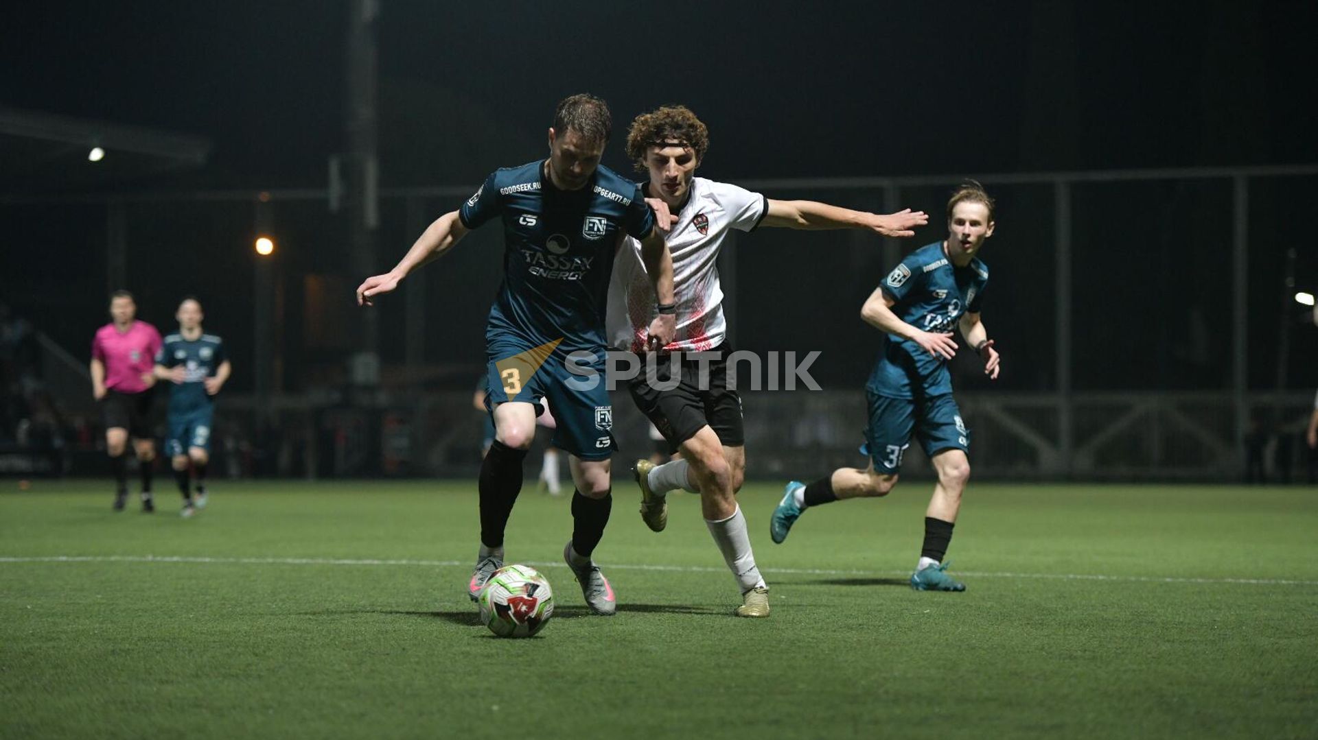 Матч ФК Апсны и Fight Nights начался Матч ФК Апсны и Fight Nights начался - Sputnik Аҧсны, 1920, 29.07.2026