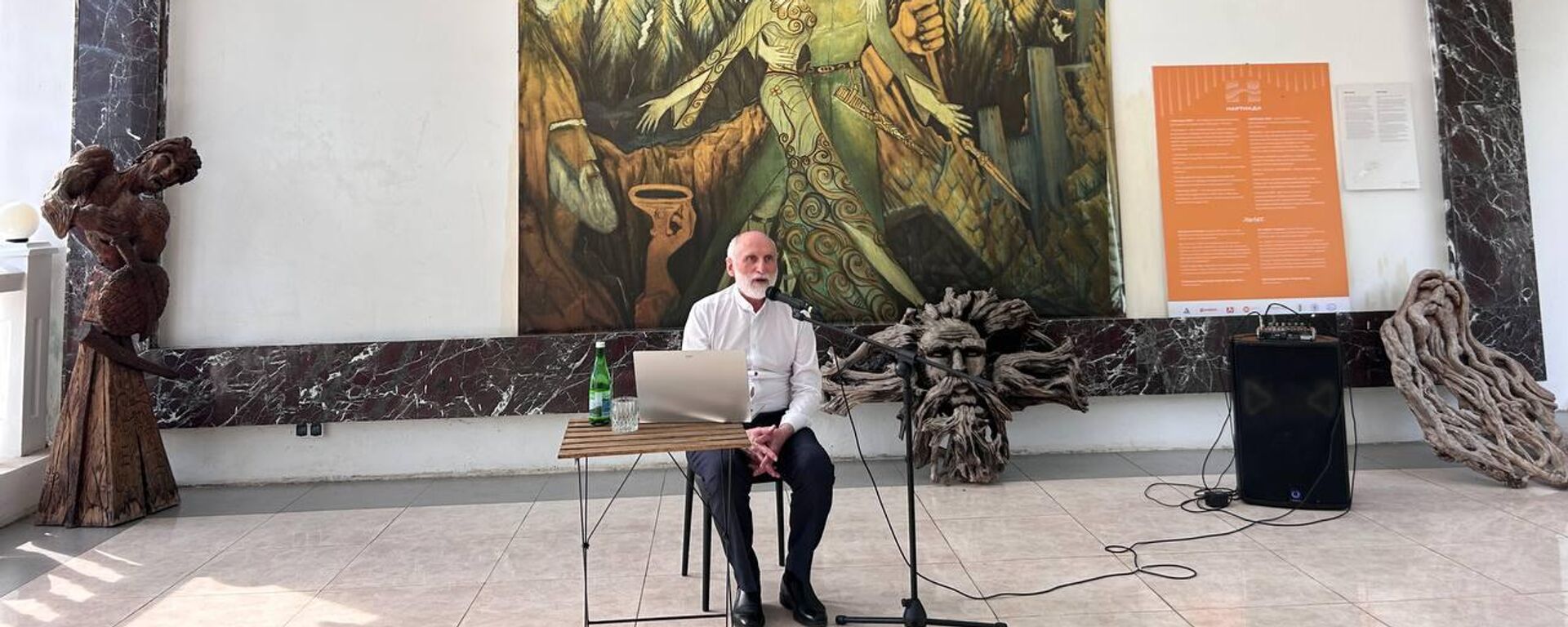 Нодар Чанба прочитал лекцию о Нартском эпосе в рамках I Новоафонского фестиваля - Sputnik Аҧсны, 1920, 24.05.2026