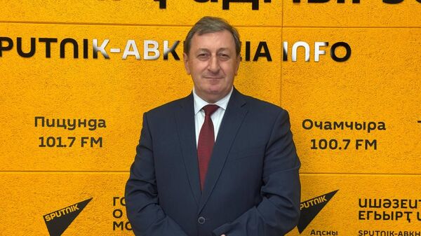 Ашәба дазааҭгылеит аҵарауаҩ Баџьгәыр Саӷариа иҭҵаарадырратә ҭынха амҽхак - Sputnik Аҧсны