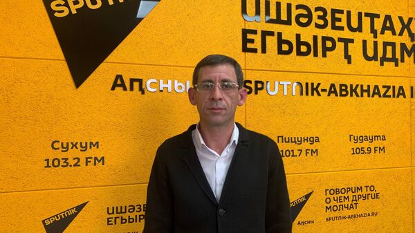 На уровне прошлых лет: Ачба о том, как проходят весенне-полевые работы в Абхазии - Sputnik Абхазия