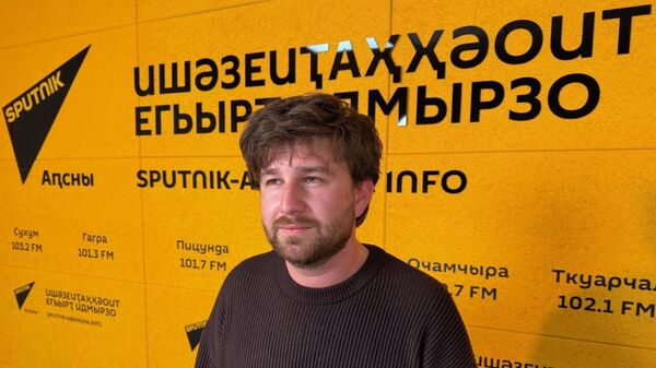 Ажурналистцәа рзы еиҿкааз азыҟаҵарақәа хыркәшоуп: аихшьаалақәа алахәыла иҟынтә - Sputnik Аҧсны