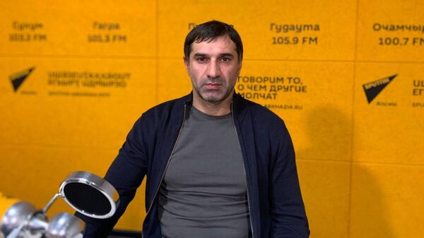 Цкәуа Амедиалигаҿы ҳшьапылампыласҩцәа иаадырԥшыз алҵшәақәа ахҳәаа аиҭеит - Sputnik Аҧсны