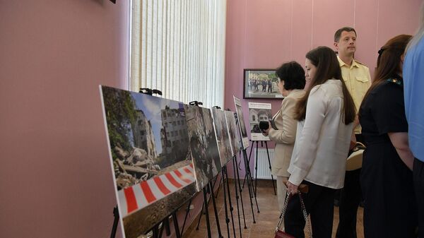 Выставка Убиты в Старобельске открылась в Сухуме - Sputnik Абхазия