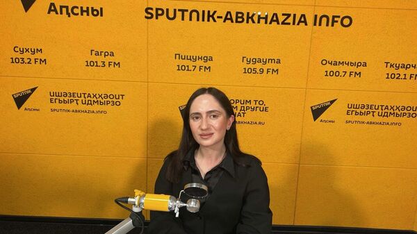 Агуманитартә лагер аус ауеит Аҟәа: ахәыҷтәы омбудсмен лцәажәара - Sputnik Аҧсны