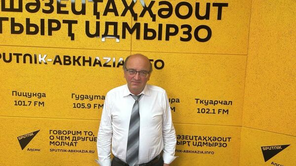 Жәлар реизара адепутат дзеиԥшразар ахәҭои: асоциалҭҵаара ахҳәаа - Sputnik Аҧсны