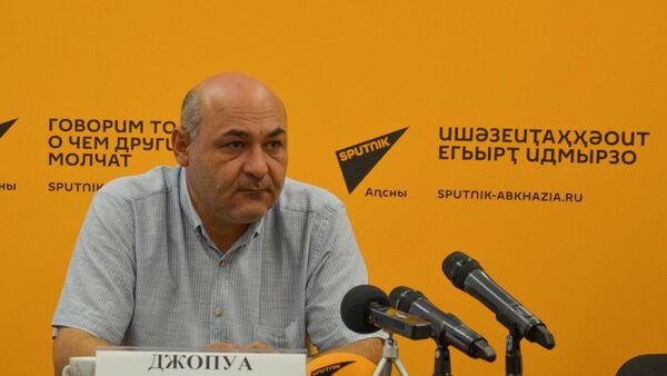 Џьопуа дазааҭгылеит ацхыраара лас аԥхын аусура шеиҿкаауи ԥынгылақәас ироуеи ртәы
 - Sputnik Аҧсны