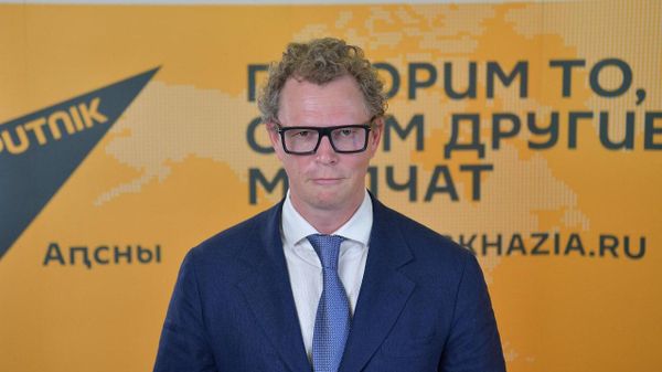 Увеличение бюджета, прозрачность и защита потребителей: Егоров о внедрении онлайн-касс в Абхазии - Sputnik Абхазия