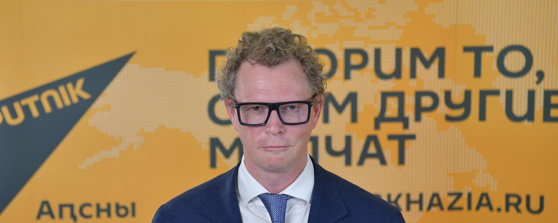 Глава ФНС России о внедрении онлайн-касс в Абхазии - Sputnik Абхазия, 1920, 26.06.2026