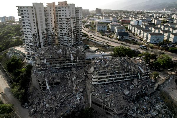Несмотря на то, что прошло уже четыре дня, под завалами могли остаться живые люди - Sputnik Абхазия