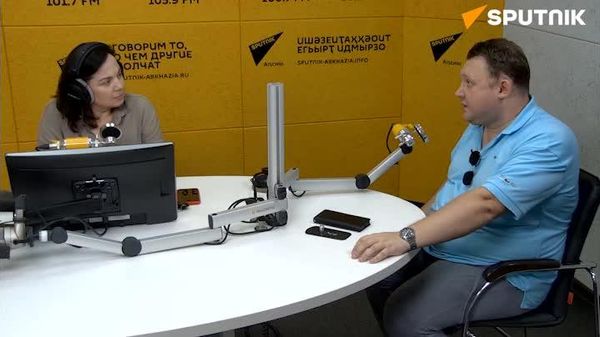 Несколько сотен мирных жителей погибли в Абхазии в результате немецких бомбардировок во время Битвы за Кавказ, отметил на радио Sputnik историк, научный сотрудник АбИГИ Николай Медвенский - Sputnik Абхазия