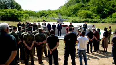 Бадра Гунба почтил память бойцов батальона "Горец" на горе Ахбюк