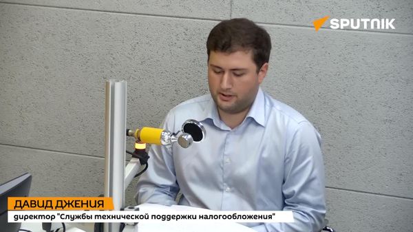 Онлайн-кассы в режиме реального времени фиксируют продажи и отправляют данные в Министерство по налогам и сборам, рассказал в интервью радио Sputnik директор Службы технической поддержки налогообложения Давид Джения - Sputnik Абхазия