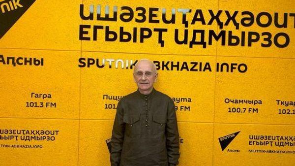 Арӡынба еиҭеиҳәеит ҳаамҭазтәи аԥсуа ҳәынҭқарра раԥхьатәи абираҟ аӡахра идҳәалоу игәалашәарақәа - Sputnik Аҧсны