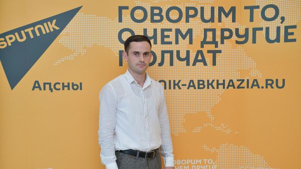 Ажурнал Алашара иахьа, уаҵәы: аредактор ҿыц иҿцәажәара - Sputnik Аҧсны