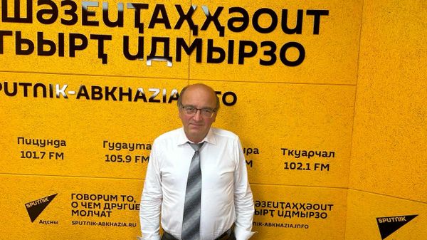 Науру Аԥсны азхаҵара иацәхьаҵит: аполитолог игәаанагара - Sputnik Аҧсны