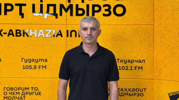 Аԥсадгьыл — заҵәуп: Анатоли Лагәлаа иҭынха атәы иԥа иҿцәажәараҿы - Sputnik Аҧсны