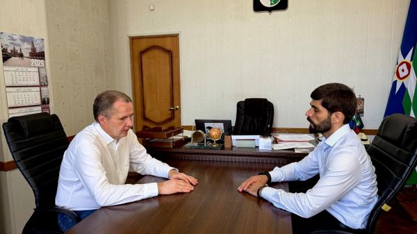 Аԥсны Аҭагылазаашьа ҷыдақәа рминистрреи апрофильтә структурақәеи ареспубликаҿы иҟоу Урыстәыла Ацҳаражәҳәарҭеи реинырра иалацәажәеит Виачеслав Гладкови Алиас Аҩӡбеи - Sputnik Аҧсны