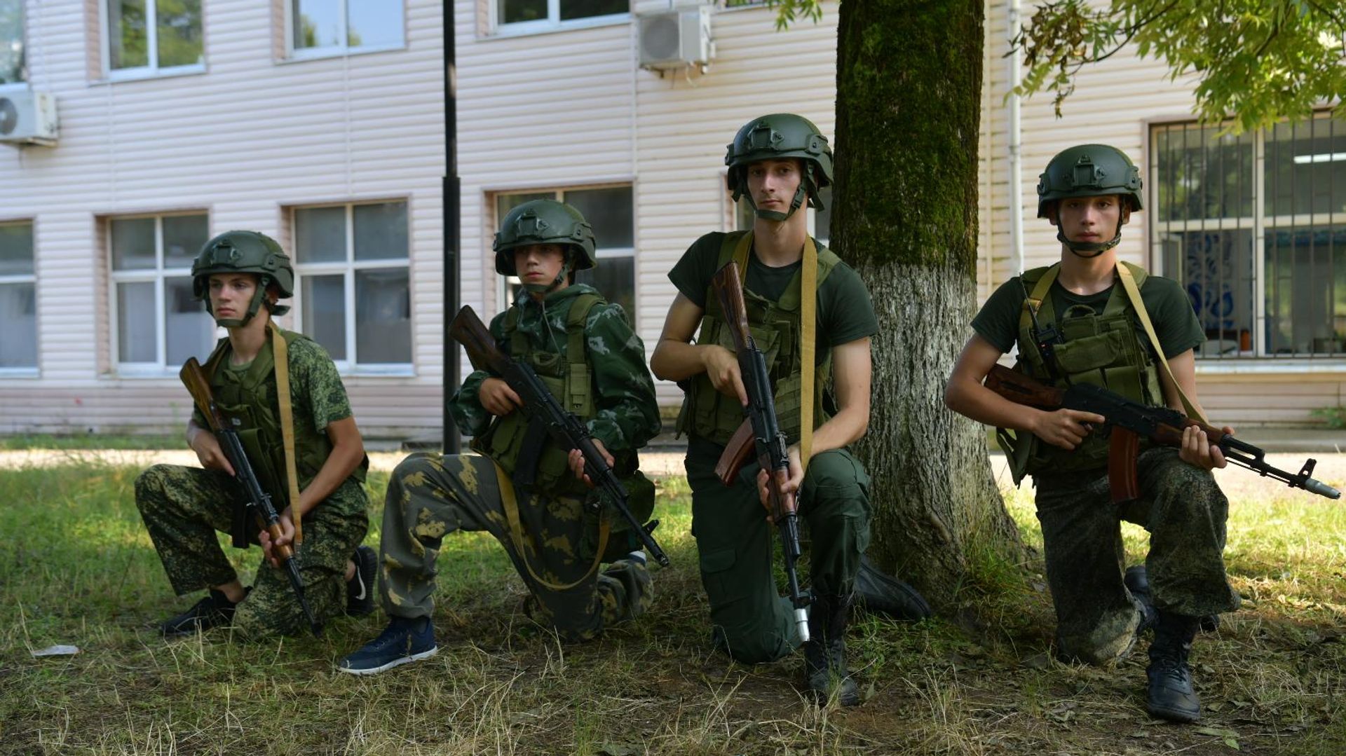 Военно-патриотический лагерь имени Сергея Дбар Военно-патриотический лагерь имени Сергея Дбар - Sputnik Аҧсны, 1920, 06.08.2026