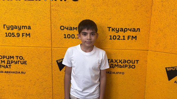 Юный гений из Гулрыпша: 12-летний школьник обошел мастеров ФИДЕ - Sputnik Абхазия