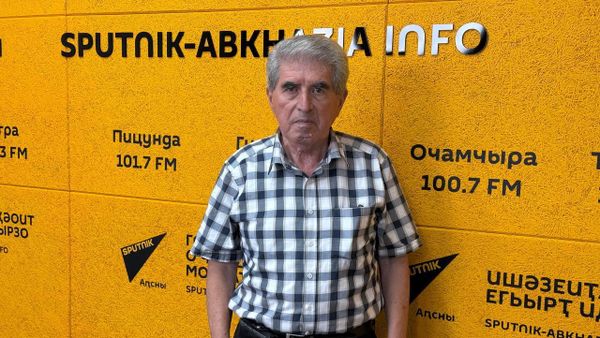Затянуть раны войны: Отар Осия о работе медиков в 1992-1993 годы
 - Sputnik Абхазия