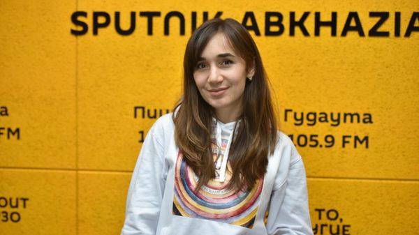 Акультуратә музыкатә фестиваль: Аҟәа иқәгылоит аԥсуа-аурыс шәаҳәаҩцәа - Sputnik Аҧсны