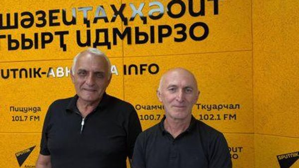 Дочиеи Шамбеи еиҭарҳәеит 95-тәи атеатртә сезон ахыркәшашьа атәы - Sputnik Аҧсны