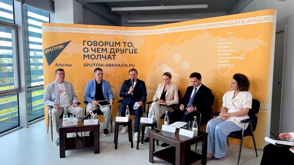 Александр Журавский на пресс-конференции в Sputnik - Sputnik Абхазия