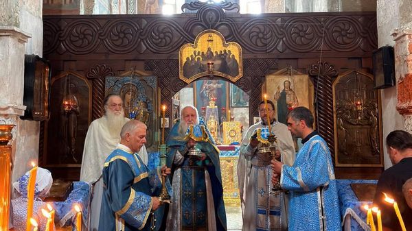 Торжественные богослужения прошли 28 августа в трех древних храмах Абхазии в честь Успения Пресвятой Богородицы - Sputnik Абхазия