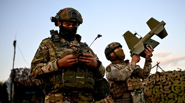 Боевое дежурство пункта воздушного наблюдения БАРС Курск - Sputnik Аҧсны