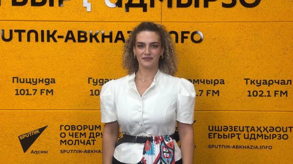 Аҿар Жәларбжьаратәи рфестиваль. Адипломатцәа ҿарацәа рхеилак ахантәаҩы лхаҭыԥуаҩ лцәажәара - Sputnik Аҧсны