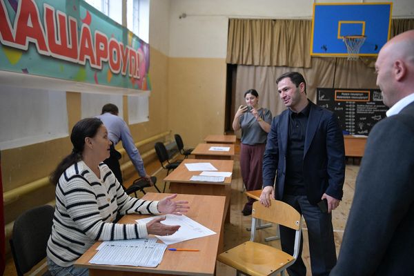 Аҟәа ахада Ҭемыр Агрба алхырҭатә ҭыԥқәа дырҭааит Аҟәа ахада Ҭемыр Агрба алхырҭатә ҭыԥқәа дырҭааит - Sputnik Аҧсны