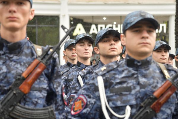 Учащиеся Школы МВД Абхазии ежегодно принимают участие в параде. - Sputnik Абхазия