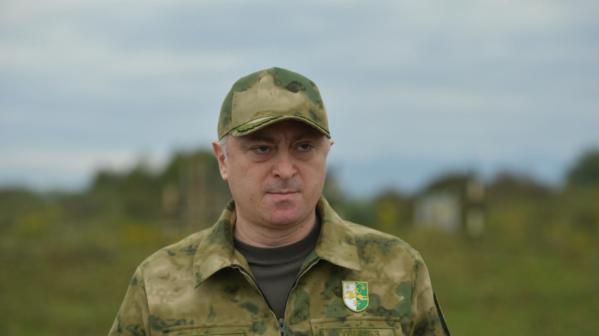 Бадра Гунба прибыл на военные учения, которые проходят 12-16 октября в восточной Абхазии Бадра Гунба прибыл на военные учения, которые проходят 12-16 октября в восточной Абхазии - Sputnik Абхазия, 1920, 15.10.2026