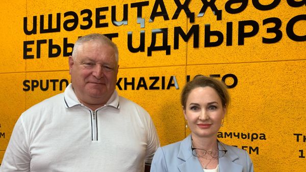 Образовательный мост: Мирошниченко и Янбаева о выставке вузов в Сухуме - Sputnik Абхазия