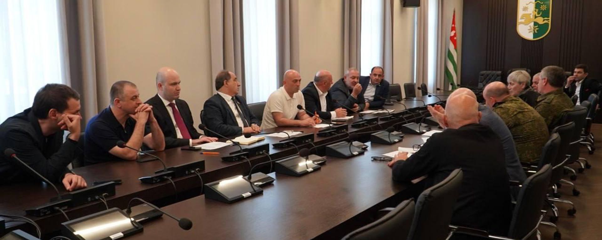 Создание специальной комиссии по установлению и подтверждению статуса ветерана рассмотрели в парламентском комитете - Sputnik Абхазия, 1920, 19.10.2026