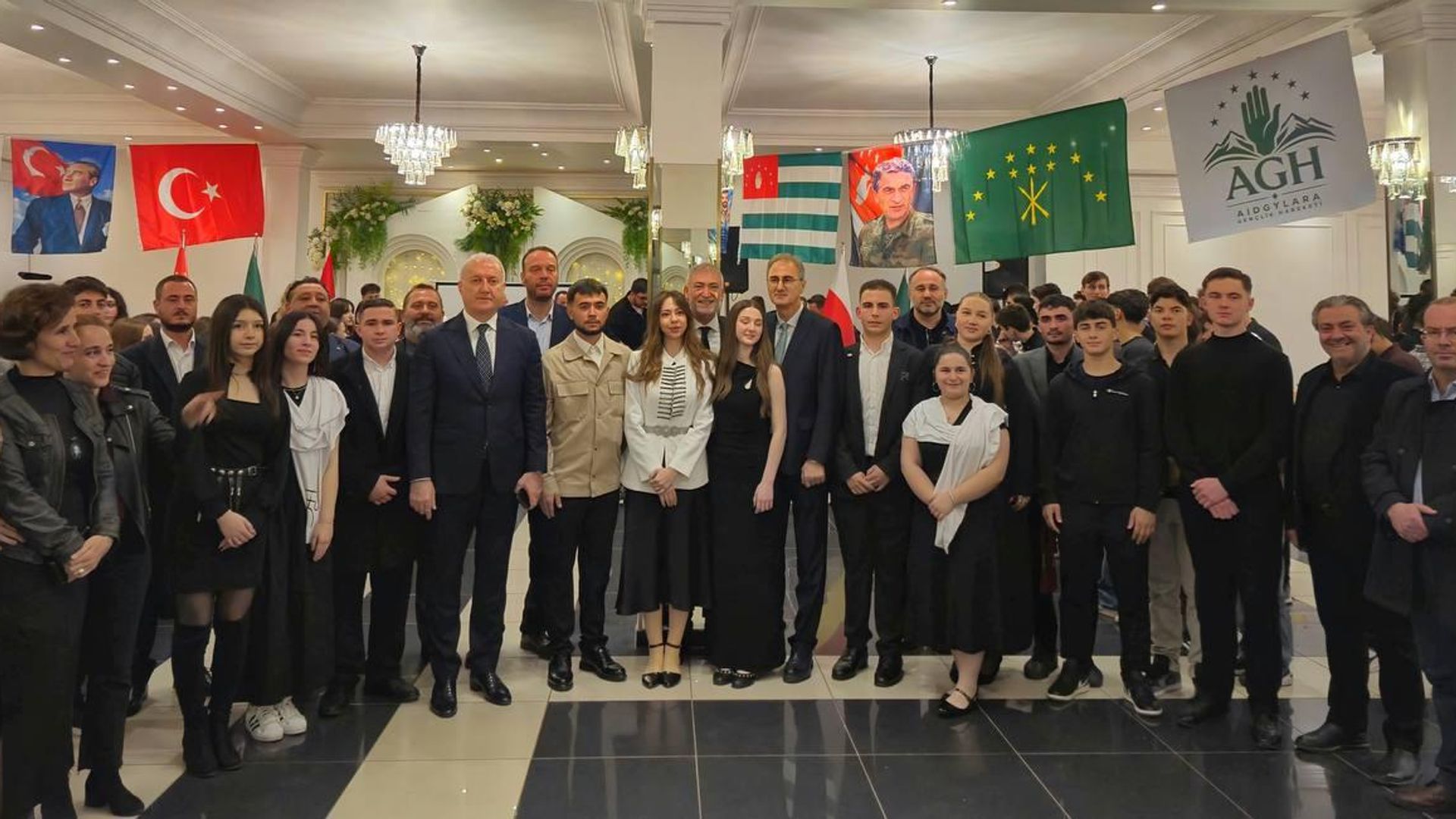 Аԥсны жәлар Рџьынџьтәылатә еибашьраҿы аиааира агара иазкыз агәалашәаратә хәылԥазы мҩаԥысит Ҭырқәтәылатәи ақалақь Диузџье аҿы Аԥсны жәлар Рџьынџьтәылатә еибашьраҿы аиааира агара иазкыз агәалашәаратә хәылԥазы мҩаԥысит Ҭырқәтәылатәи ақалақь Диузџье аҿы - Sputnik Аҧсны, 1920, 20.10.2026