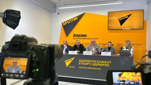 Ход второго сезона Гостеприимной Абхазии обсудили в пресс-центре Sputnik - Sputnik Абхазия