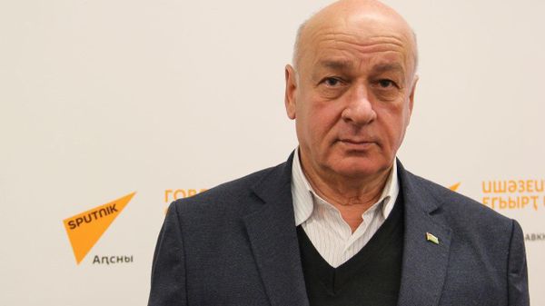 В республике простились с Заслуженным врачом, Героем Абхазии Апполоном Гургулия - Sputnik Абхазия