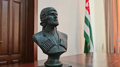 Проект памятника основателю Гала выбрала комиссия по монументальному искусству,