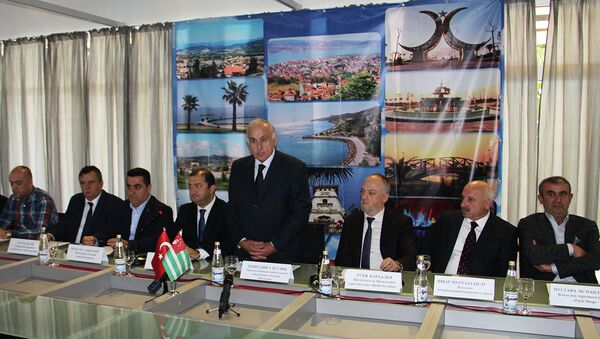 Встреча президента ТПП РА с предпринимателями Турции - Sputnik Абхазия