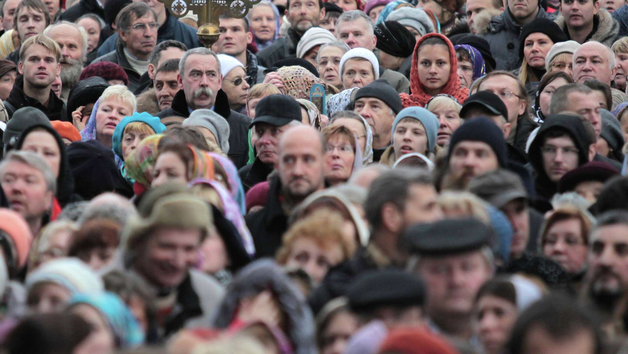 Скопление людей в городе