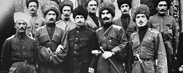 Офицеры Дикой дивизии. Архивное фото. Офицеры Дикой дивизии. Архивное фото. - Sputnik Абхазия