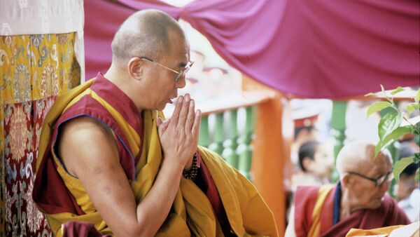 Далай-Лама XIV ведет службу в Иволгинском дацане - Sputnik Абхазия