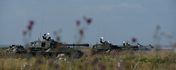 Военные учения на полигоне Чебаркуль Военные учения на полигоне Чебаркуль - Sputnik Абхазия