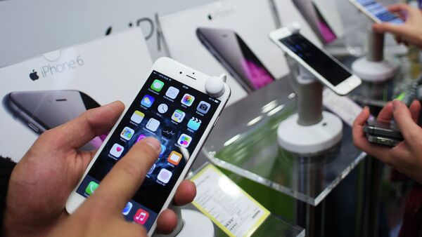 Старт продаж iPhone 6 и iPhone 6 plus в России - Sputnik Абхазия
