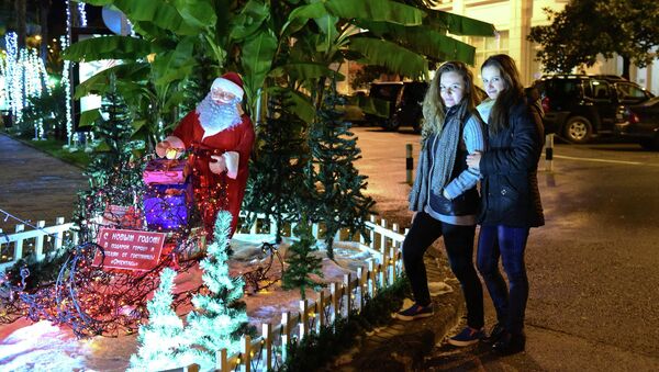 Новогоднее настроение в Сухуме - Sputnik Абхазия
