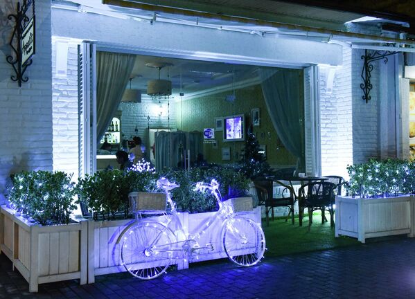 Новогоднее настроение в Сухуме - Sputnik Абхазия