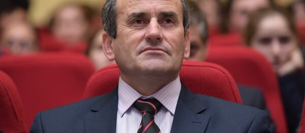 Министр образования Адгур Какоба Министр образования Адгур Какоба - Sputnik Аҧсны