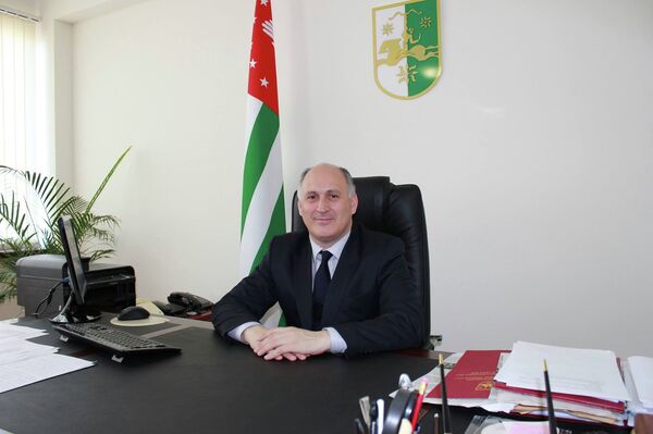 Министр иностранных дел В.А. Чирикба - Sputnik Абхазия